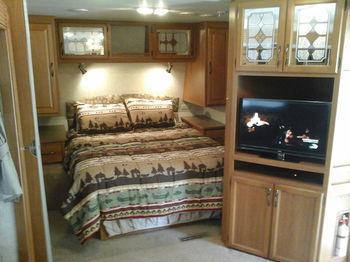 Camp James Hotel Kernville Buitenkant foto