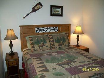 Camp James Hotel Kernville Buitenkant foto